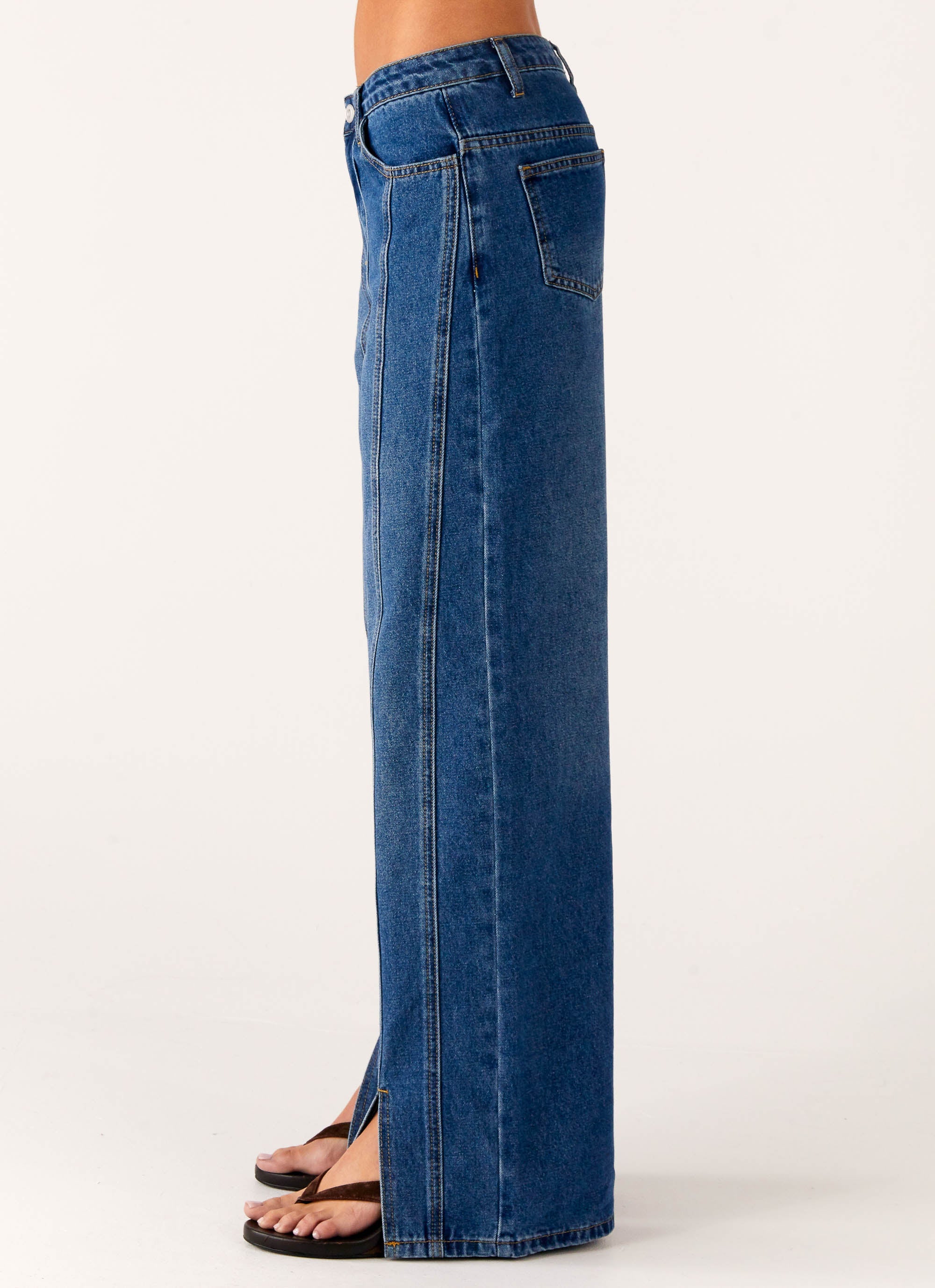 Grayson Straight Leg Jeans - Denim Blue