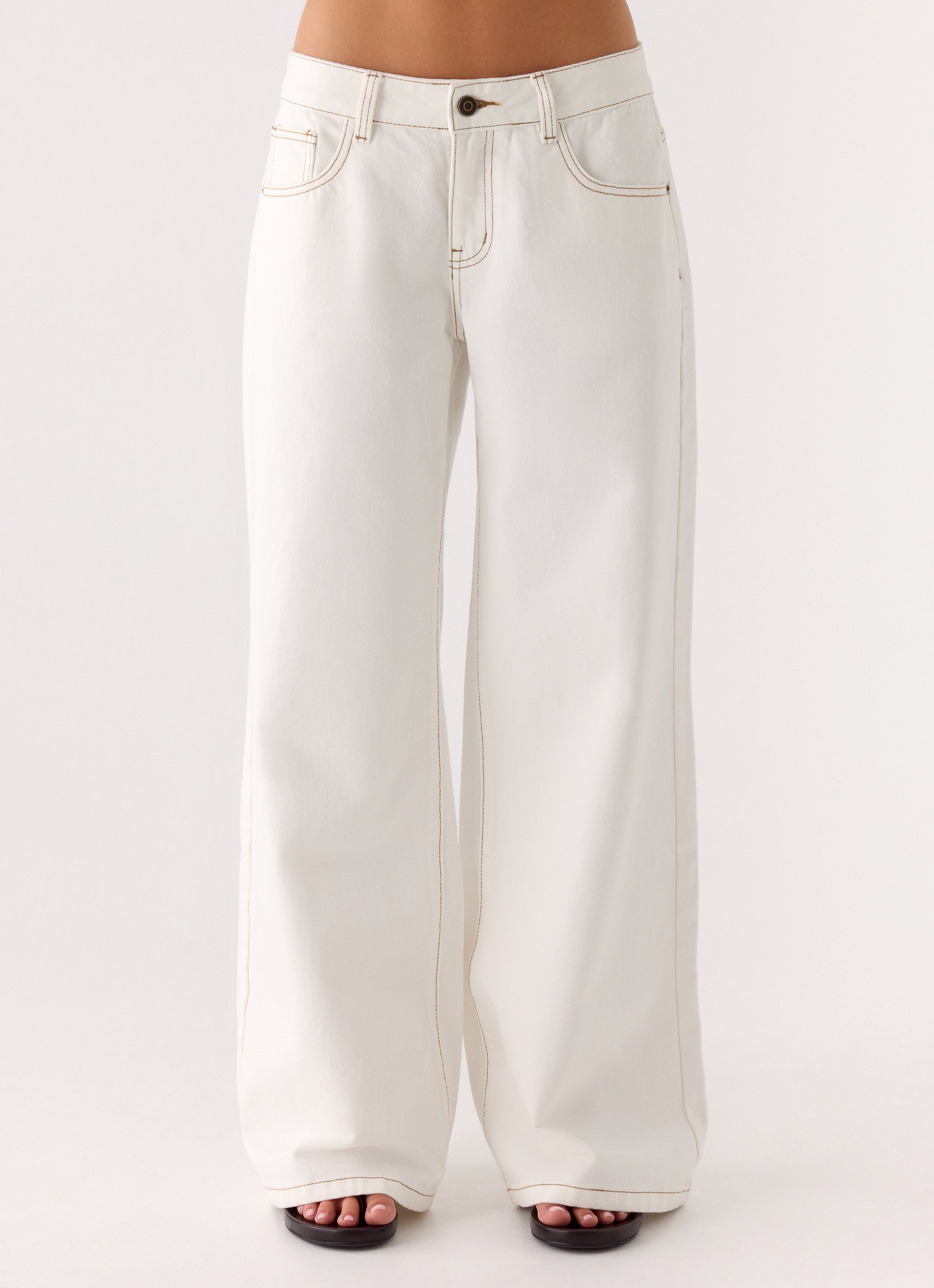 Neo Low Rise Wide Leg Jeans - Ivory