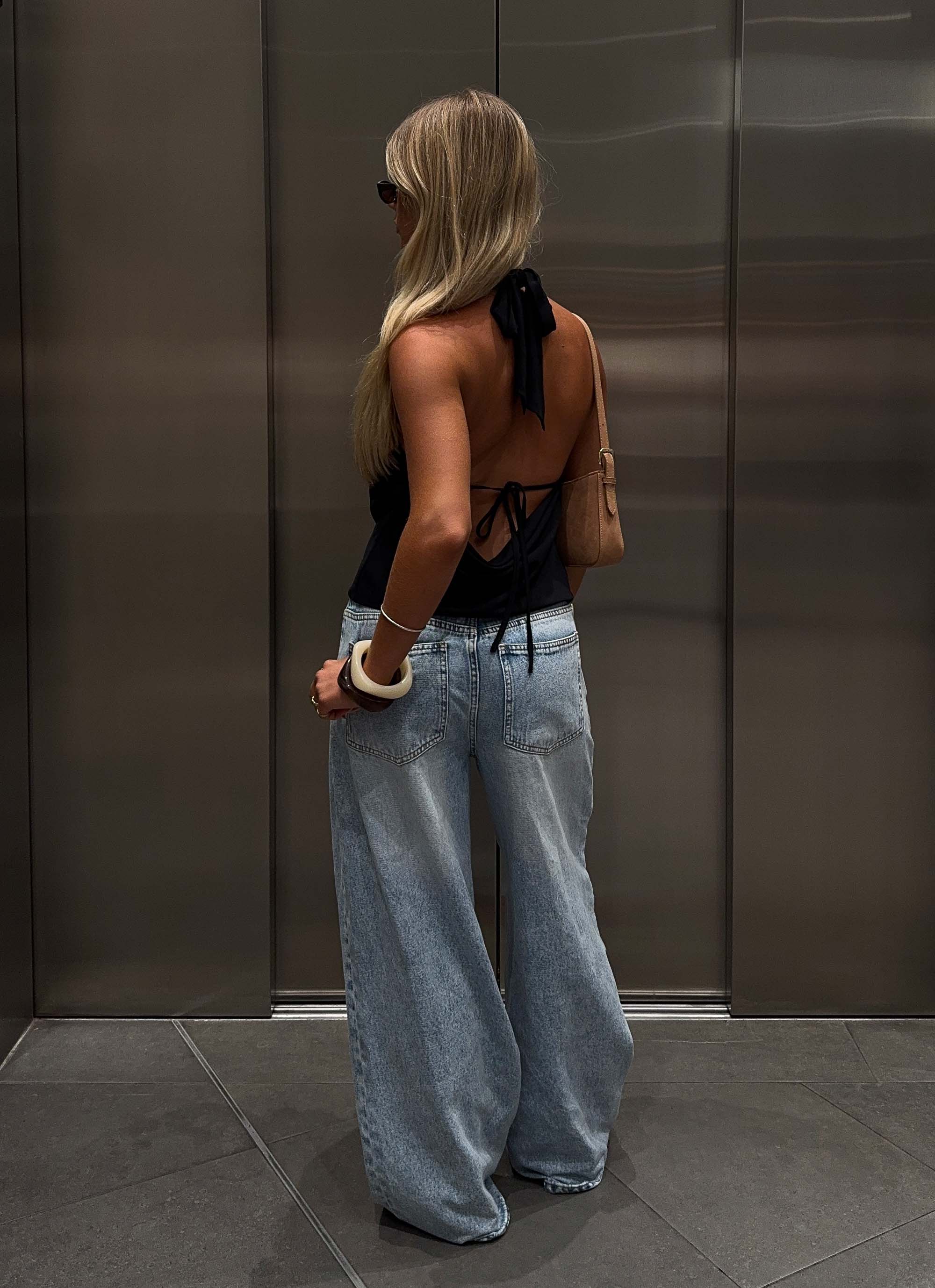Timeless Wide Leg Jeans - Bleached Blue